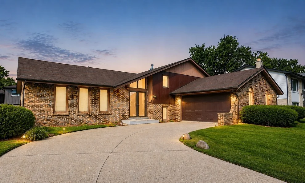 Unit for sale at 715 E 193rd Place, Glenwood, IL 60425