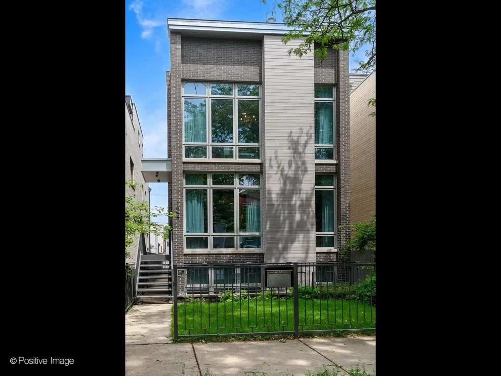 Unit for sale at 1844 W Erie Street, Chicago, IL 60622