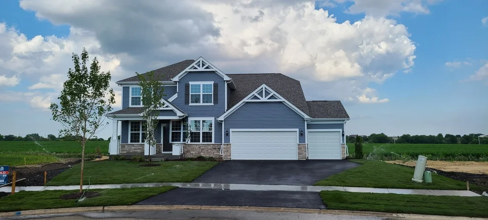 Unit for sale at 1715 Lewis Drive, Deerfield, IL 60015