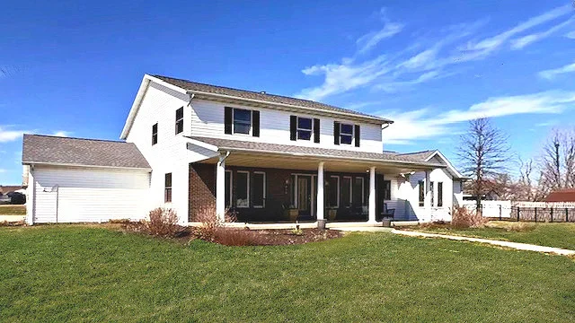 Unit for sale at 410 W Sangamon Street, Fisher, IL 61843