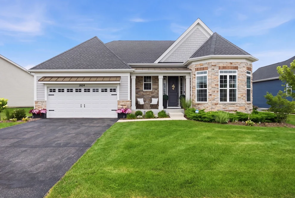 Unit for sale at 3534 Crosswater Court, Elgin, IL 60124