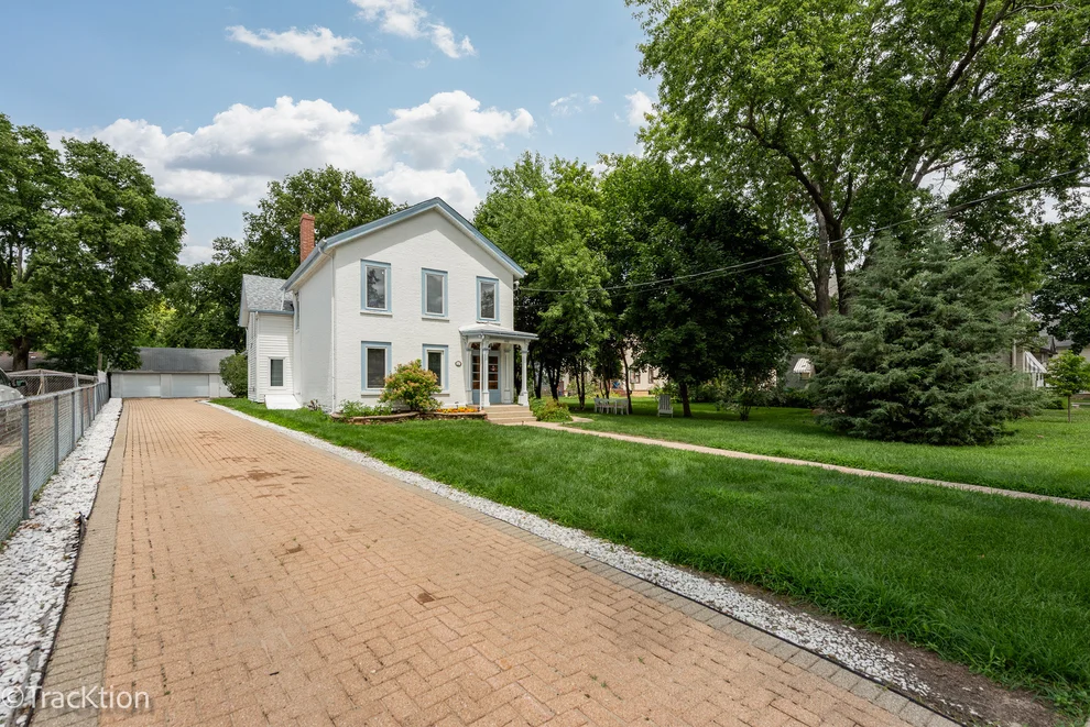Unit for sale at 383 W Park Avenue, Aurora, IL 60506