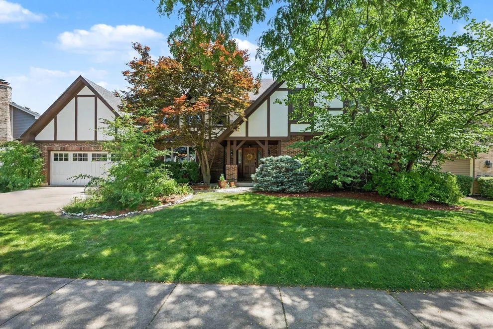 Unit for sale at 1659 Brittany Lane, Hoffman Estates, IL 60192