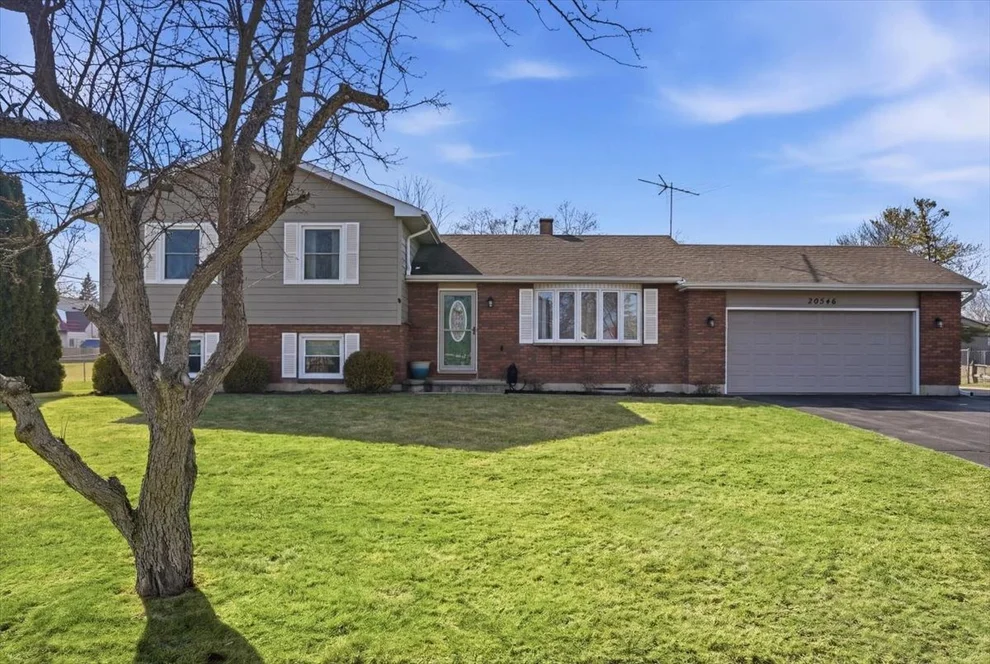 Unit for sale at 38546 N Pine Avenue, Beach Park, IL 60099