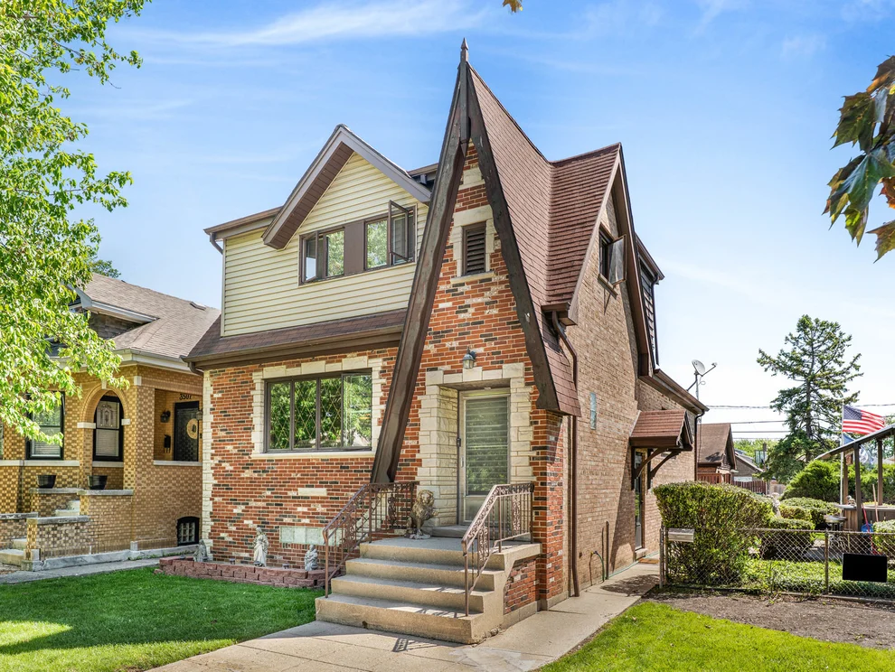 Unit for sale at 3509 Cuyler Avenue, Berwyn, IL 60402
