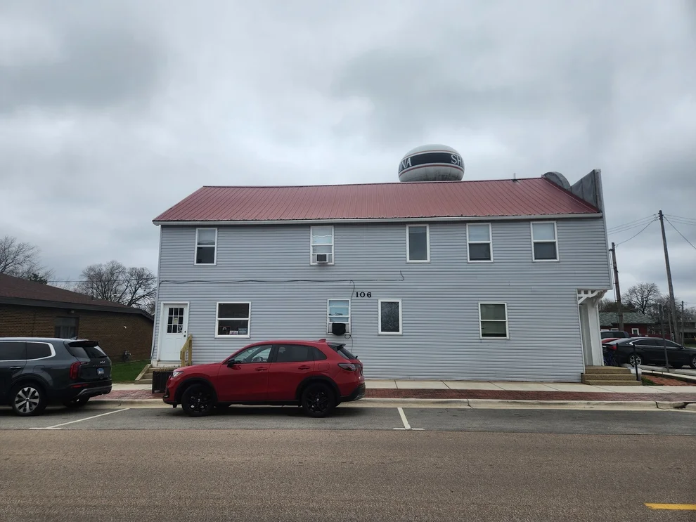 Unit for sale at 106 W Comanche Avenue, Shabbona, IL 60550