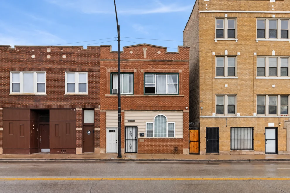 Unit for sale at 4229 W Division Street, Chicago, IL 60651