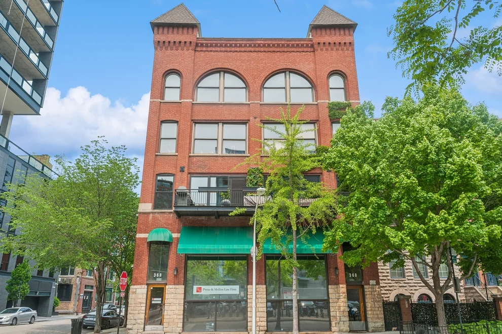 Unit for sale at 368 W Huron Street, Chicago, IL 60654