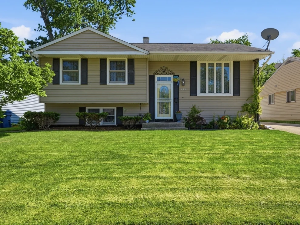 Unit for sale at 433 Norton Avenue, Glendale Heights, IL 60139