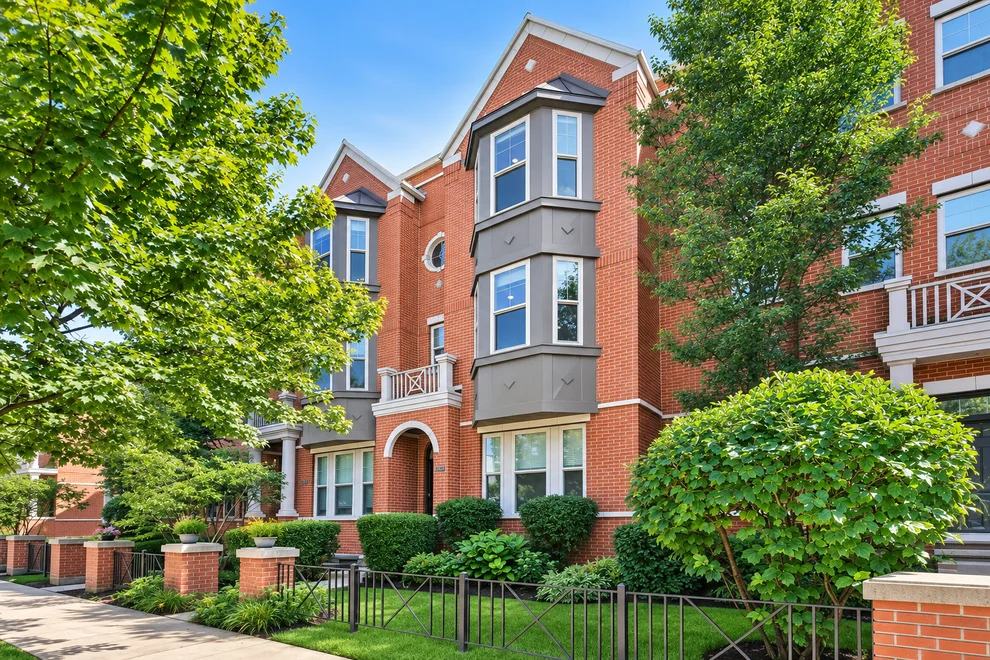 Unit for sale at 6347 Hennings Court, Morton Grove, IL 60053