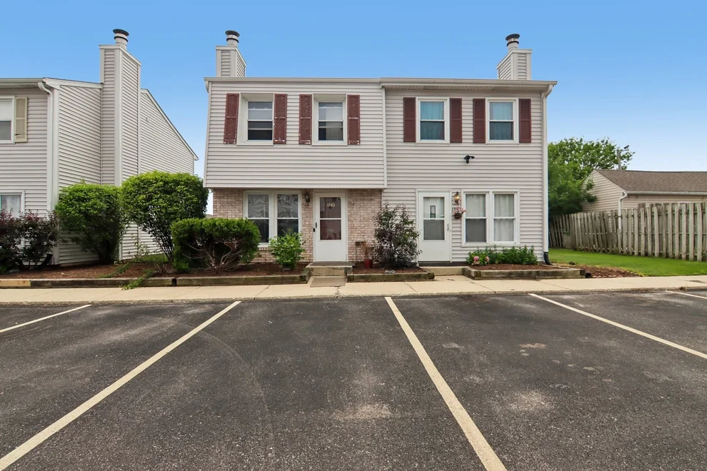Unit for sale at 1243 Marywood Court, Aurora, IL 60505