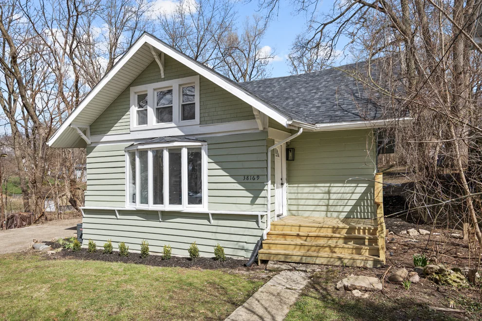 Unit for sale at 38169 N 3rd Avenue, Spring Grove, IL 60081