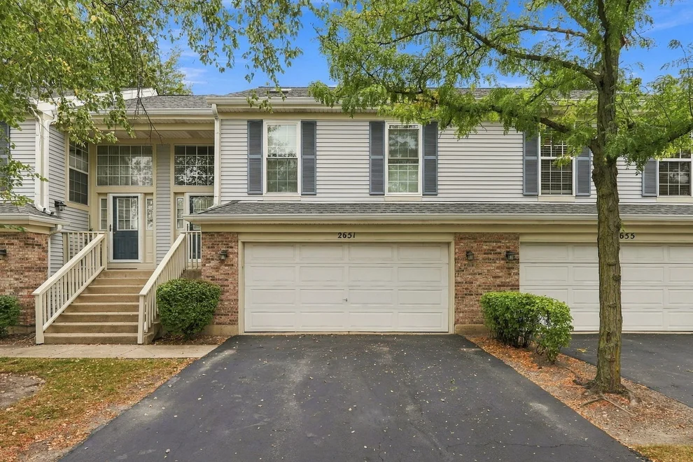 Unit for sale at 2651 S Cedar Glen Drive, Arlington Heights, IL 60005