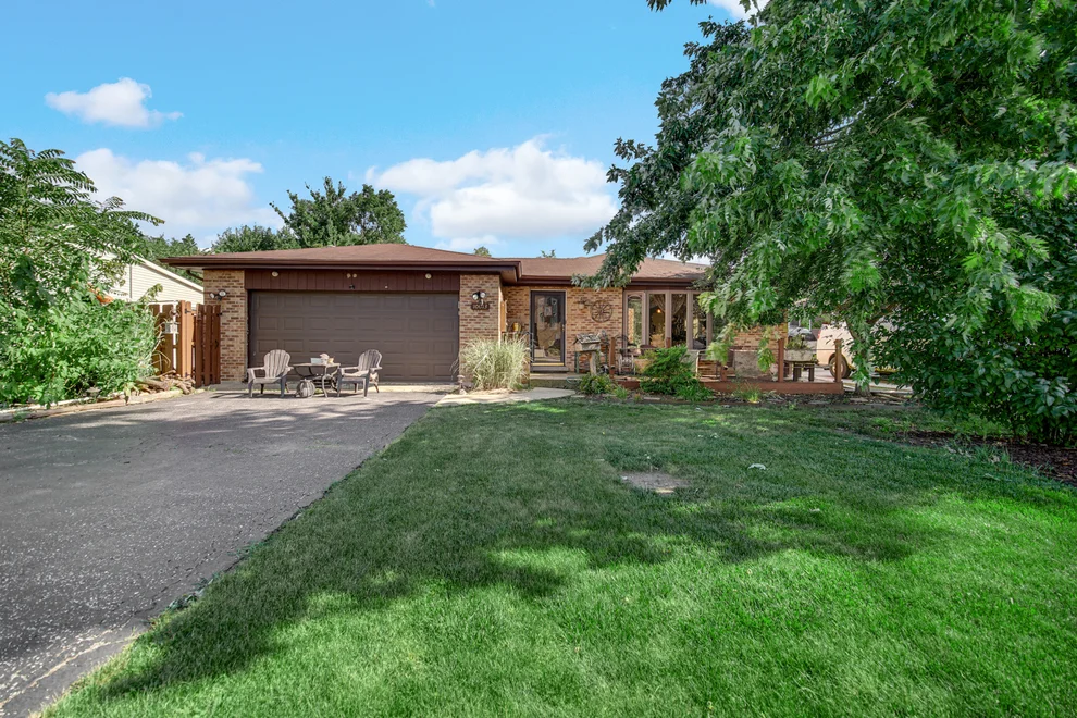 Unit for sale at 10013 W Lyndale Avenue, Melrose Park, IL 60164