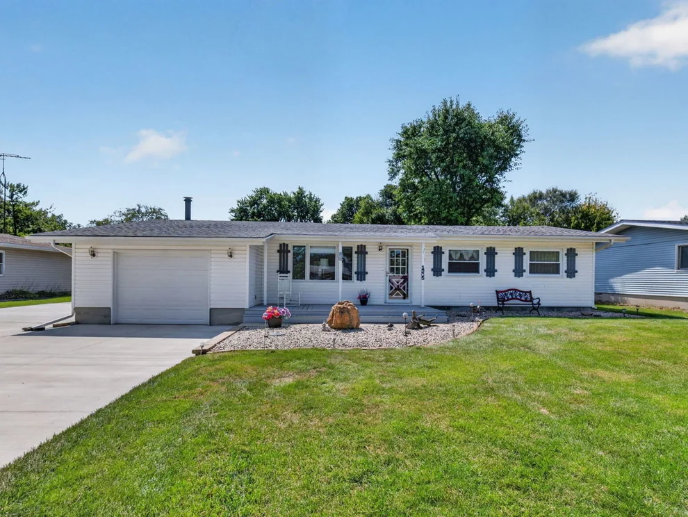 Unit for sale at 1205 E 2nd Street, Coal City, IL 60416