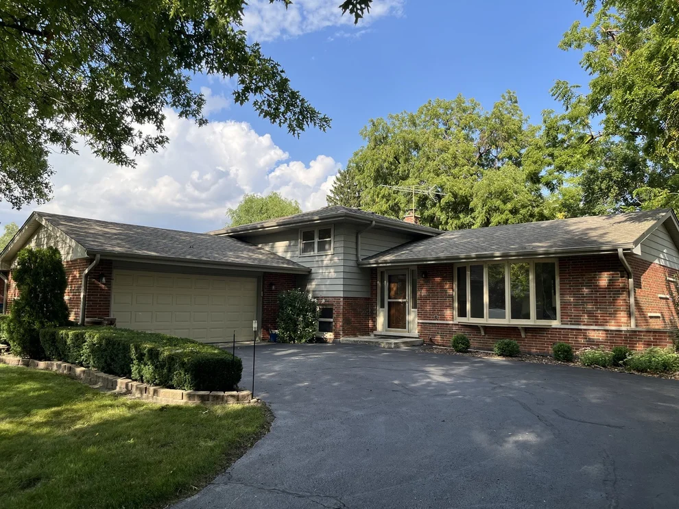 Unit for sale at 12923 S Forestview Road, Palos Heights, IL 60463