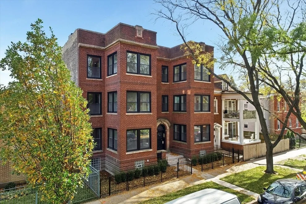 Unit for sale at 6355 N Paulina Street, Chicago, IL 60660
