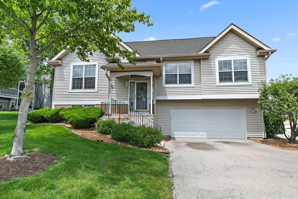 Unit for sale at 16400 Teton Drive, Lockport, IL 60441