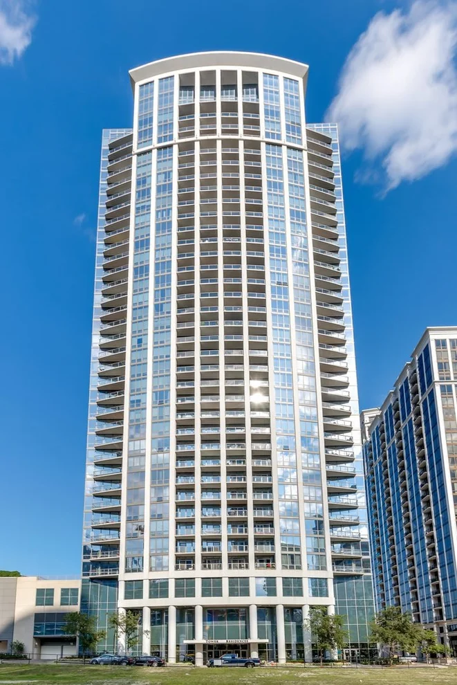 Unit for sale at 1235 S Prairie Avenue, Chicago, IL 60605