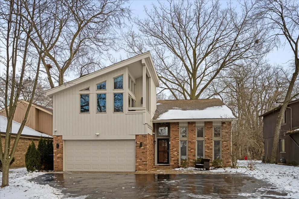 Unit for sale at 1517 Landwehr Road, Northbrook, IL 60062