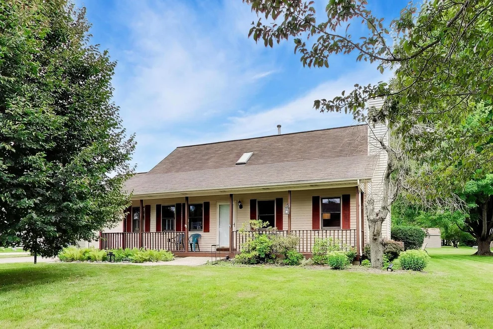 Unit for sale at 38172 N Holdridge Avenue, Beach Park, IL 60087