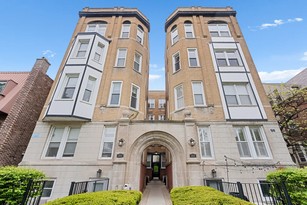Unit for sale at 2638 N Orchard Street, Chicago, IL 60614