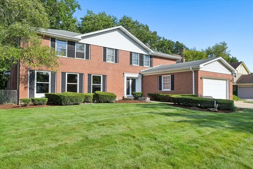 Unit for sale at 937 Sutton Drive, Northbrook, IL 60062