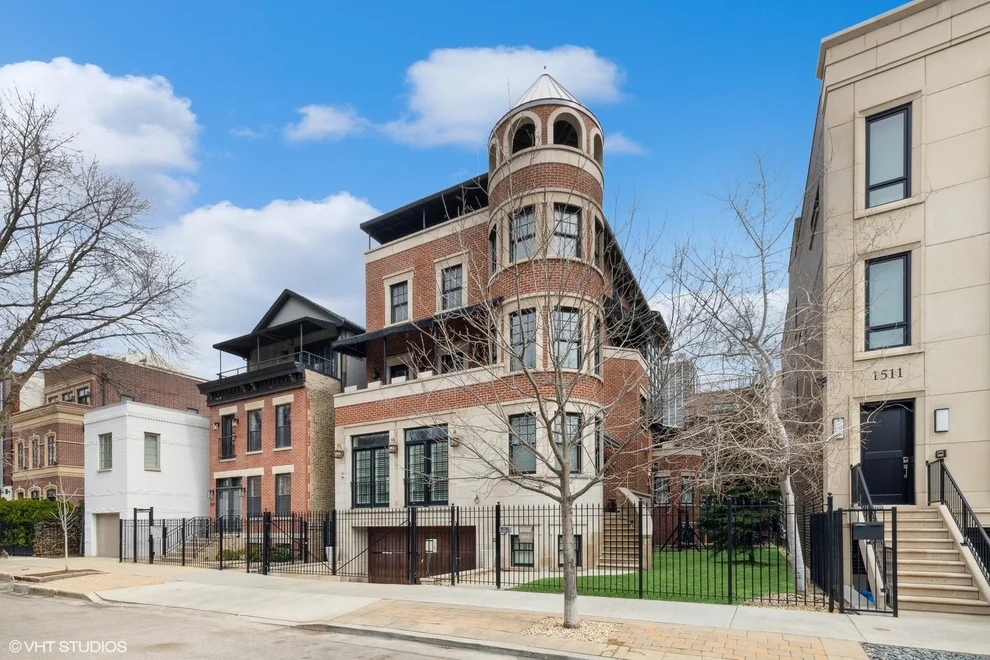 Unit for sale at 1515 N North Park Avenue, Chicago, IL 60610