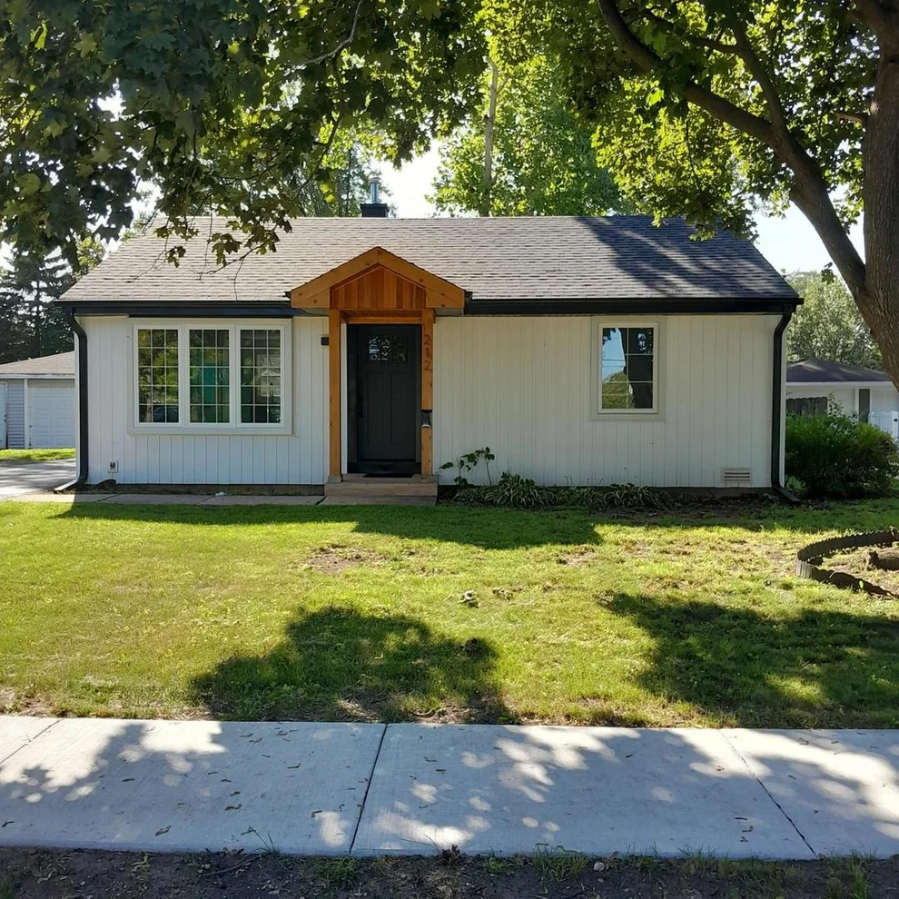 Unit for sale at 212 N Louis Street, Mount Prospect, IL 60056