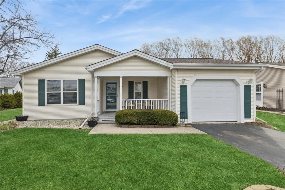 Unit for sale at 1810 Paddock Court, Grayslake, IL 60030
