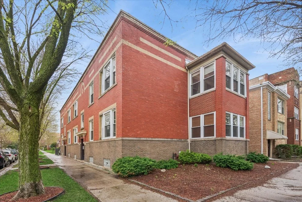 Unit for sale at 2204 W Winona Street, Chicago, IL 60625