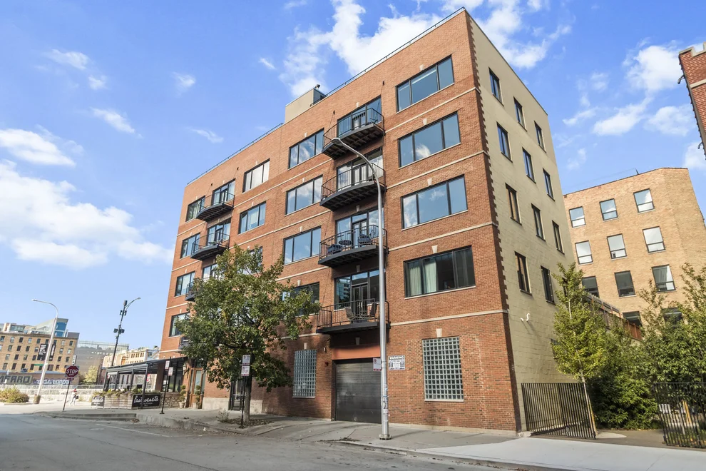 Unit for sale at 1152 W Fulton Market, Chicago, IL 60607