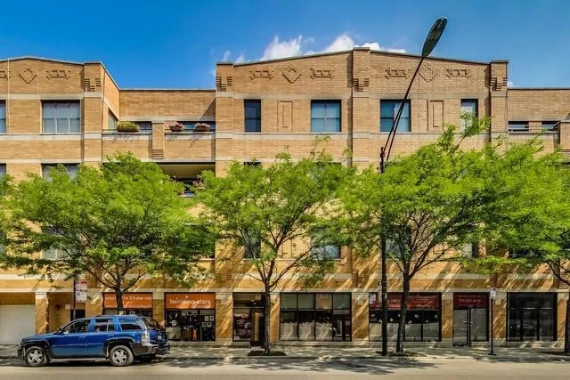Unit for sale at 2040 W Belmont Avenue, Chicago, IL 60618