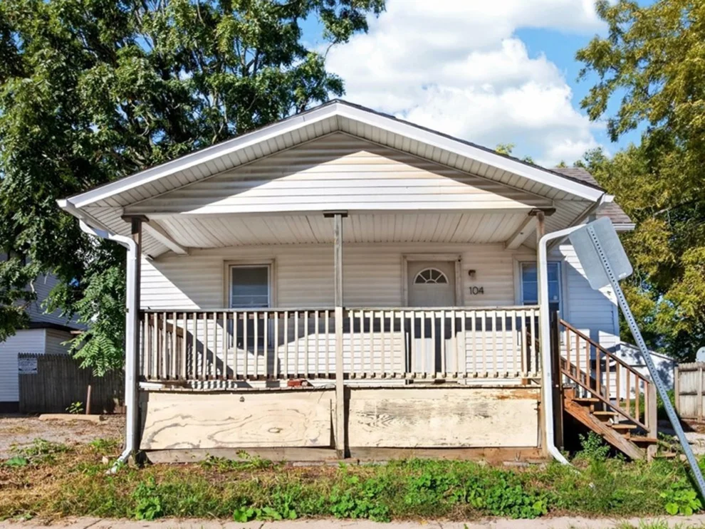 Unit for sale at 104 N Allin Street, Bloomington, IL 61701