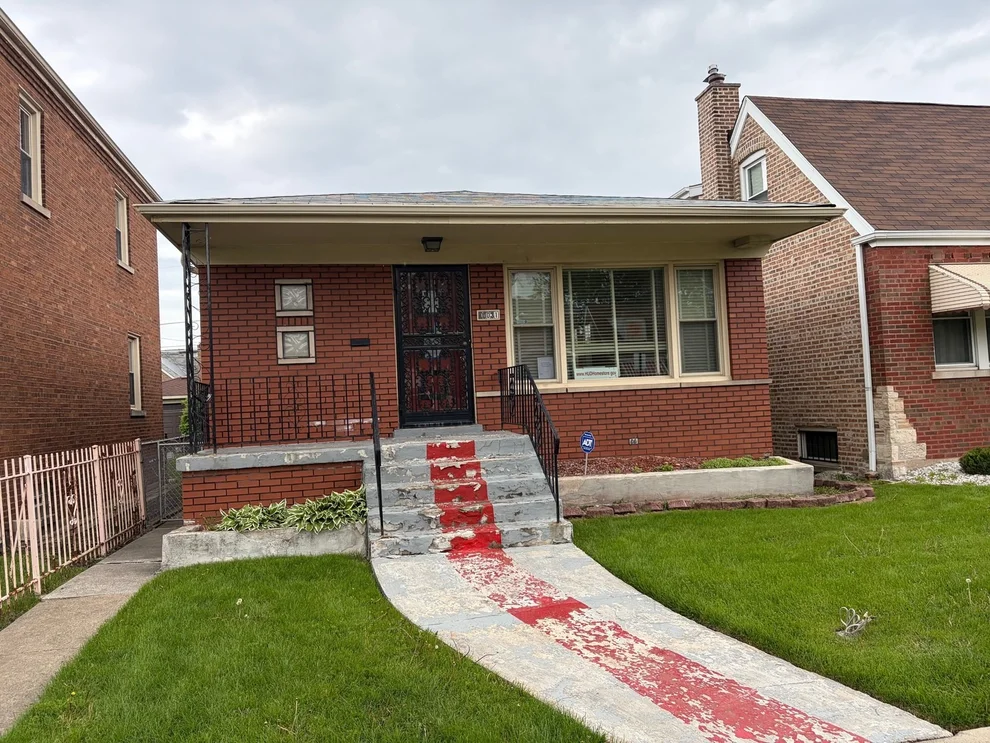 Unit for sale at 10031 S Forest Avenue, Chicago, IL 60628