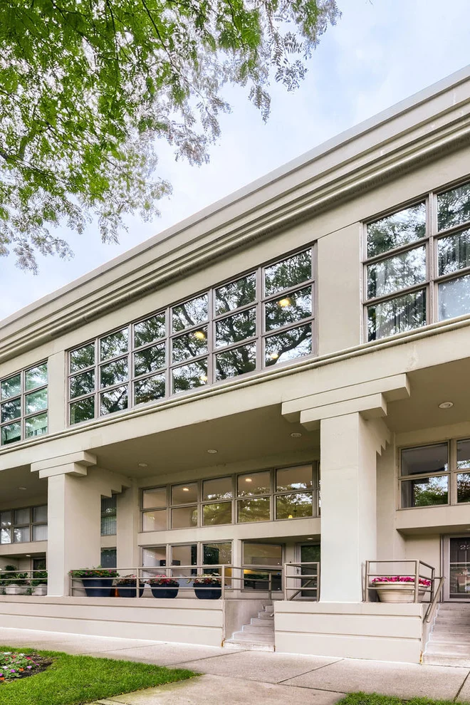 Unit for sale at 2252 N Lakewood Avenue, Chicago, IL 60614