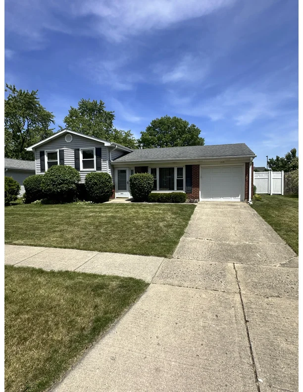 Unit for sale at 103 Heine Drive, Streamwood, IL 60107