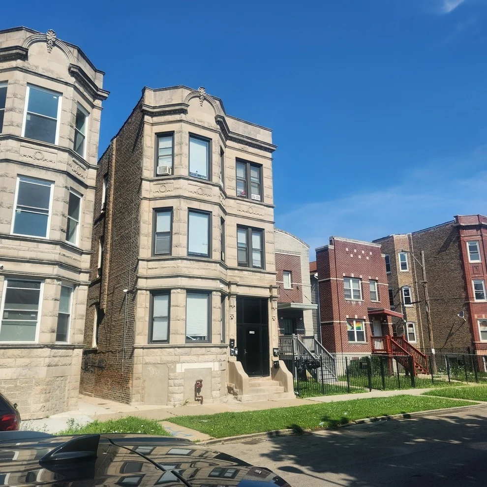 Unit for sale at 1264 S Saint Louis Avenue, Chicago, IL 60623