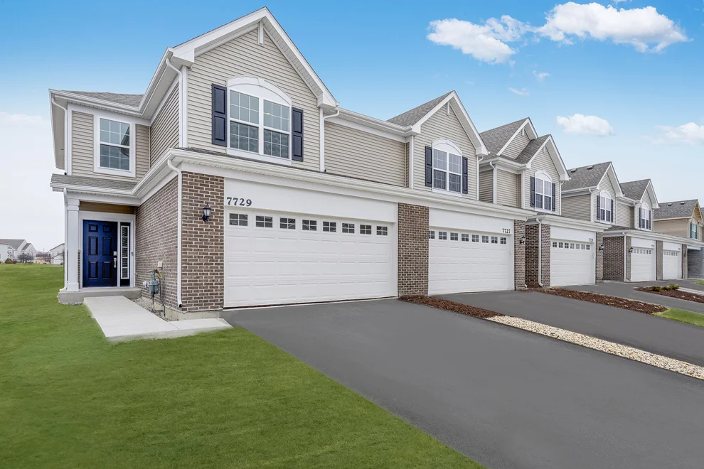 Unit for sale at 1122 Blazingstar Lane, Joliet, IL 60431