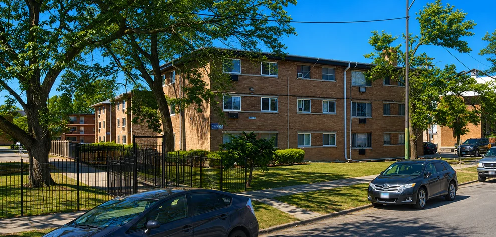 Unit for sale at 6432 N Ridge Boulevard, Chicago, IL 60626