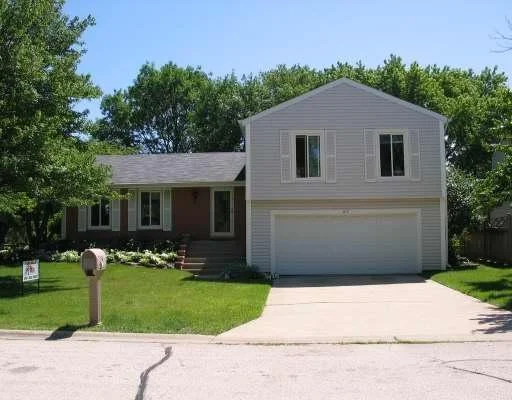 Unit for sale at 415 LARCHMONT Lane, VERNON HILLS, IL 60061