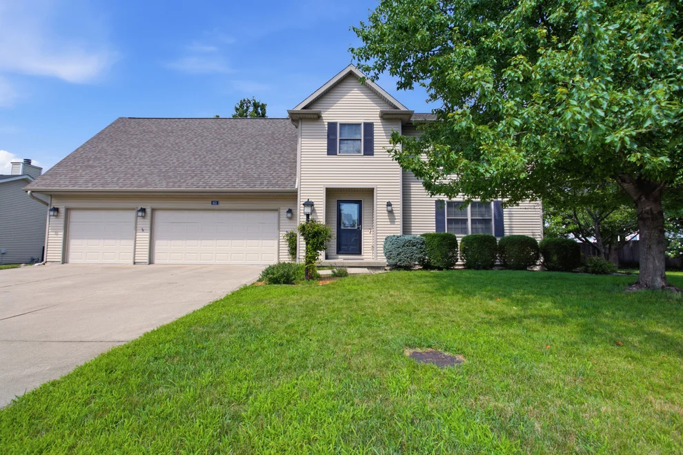 Unit for sale at 613 Sycamore Drive, St. Joseph, IL 61873