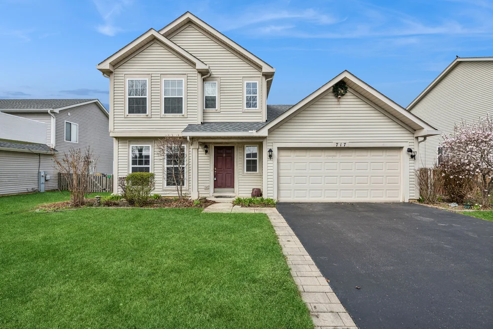 Unit for sale at 717 Deames Street, Plano, IL 60545