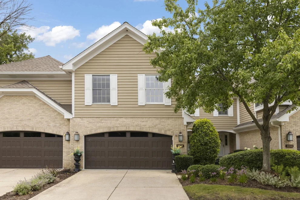 Unit for sale at 11124 Indian Woods Drive, Indian Head Park, IL 60525