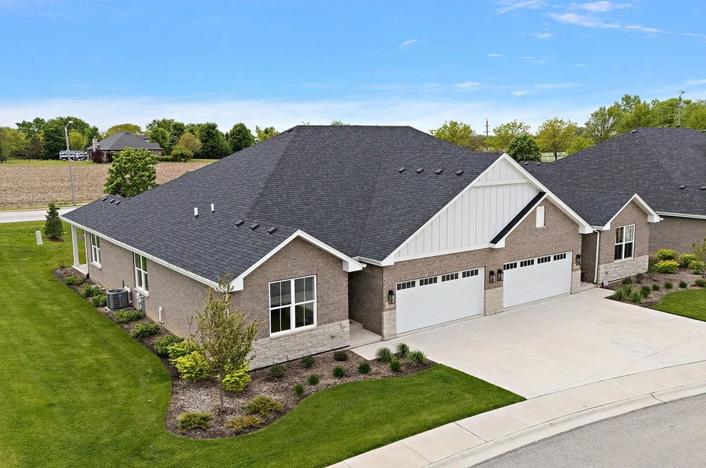 Unit for sale at 15929 Prairie View Court, New Lenox, IL 60451