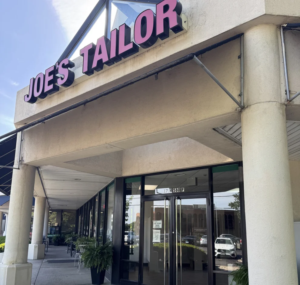 Unit for sale at 17W580 Butterfield Road, Oak Brook, IL 60523