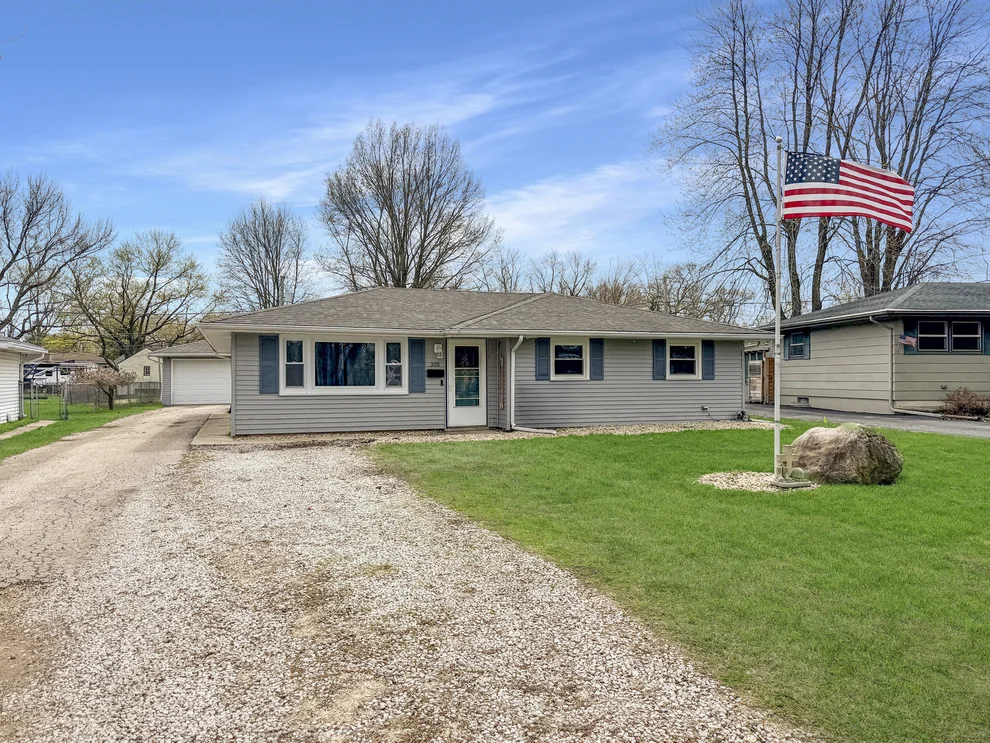 Unit for sale at 305 Roland Street, Wilmington, IL 60481