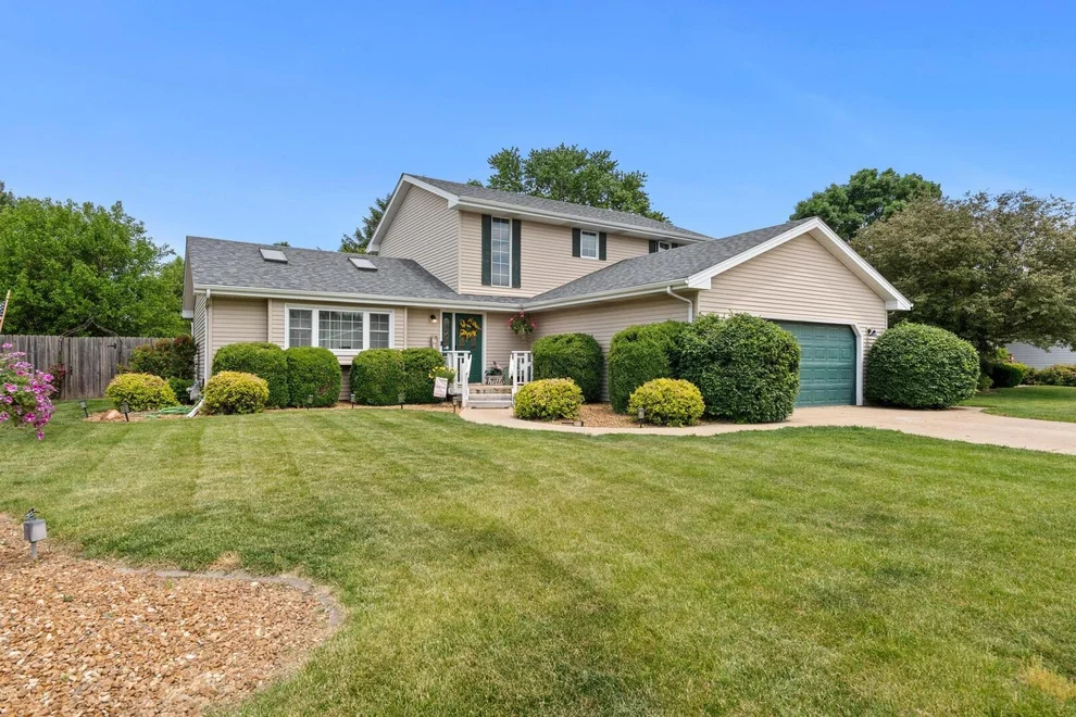 Unit for sale at 385 Princeton Avenue, Bourbonnais, IL 60914