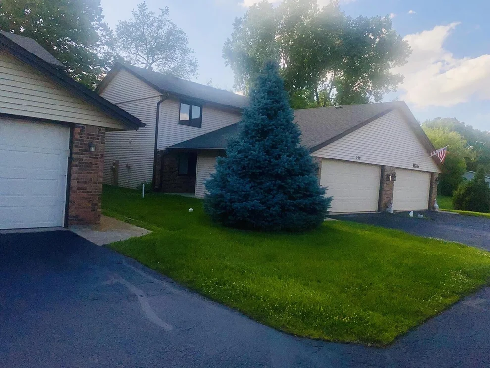Unit for sale at 792 Tulip Lane, Rockford, IL 61107