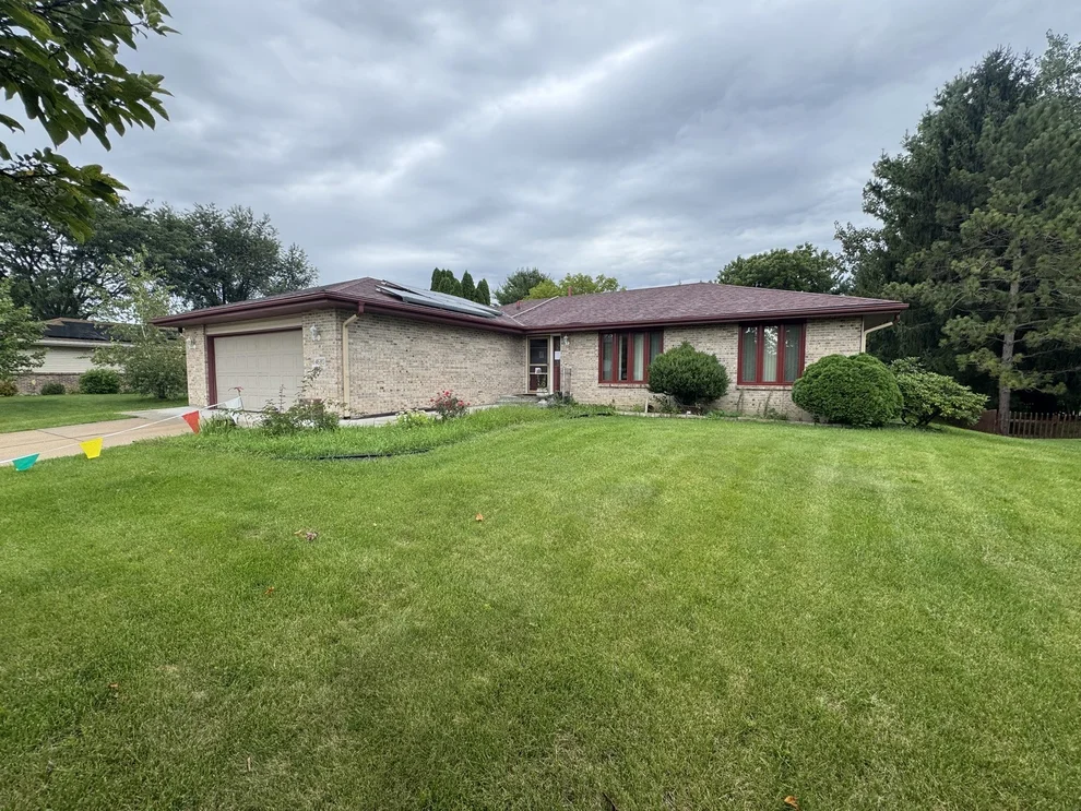 Unit for sale at 4680 Bedfordshire Drive, Loves Park, IL 61111